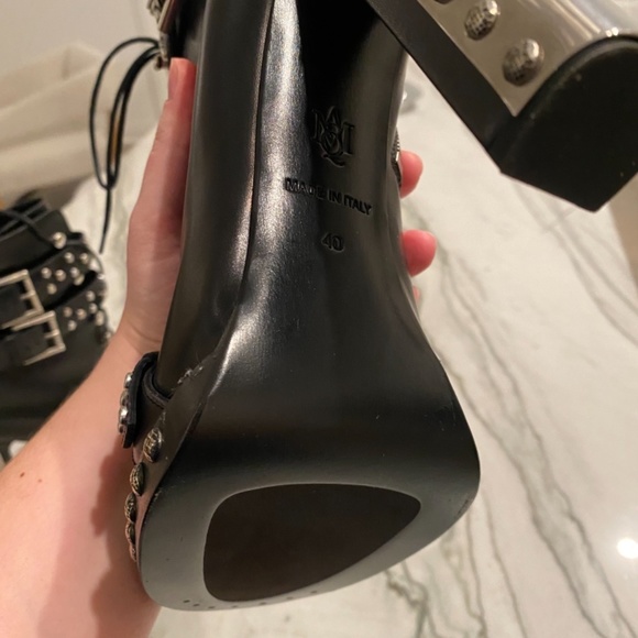Alexander McQueen Statement Combat Boots - Picture 5 of 13